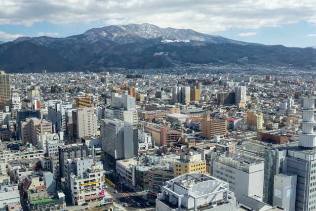 山形 貸し倉庫 格安